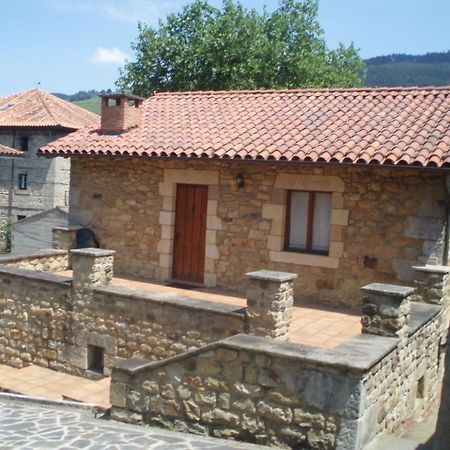 Apartamentos Rurales La Casa Vieja De Alceda Zewnętrze zdjęcie