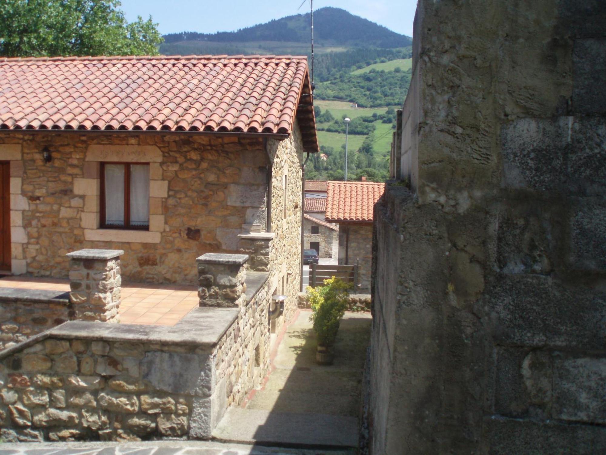 Apartamentos Rurales La Casa Vieja De Alceda Zewnętrze zdjęcie
